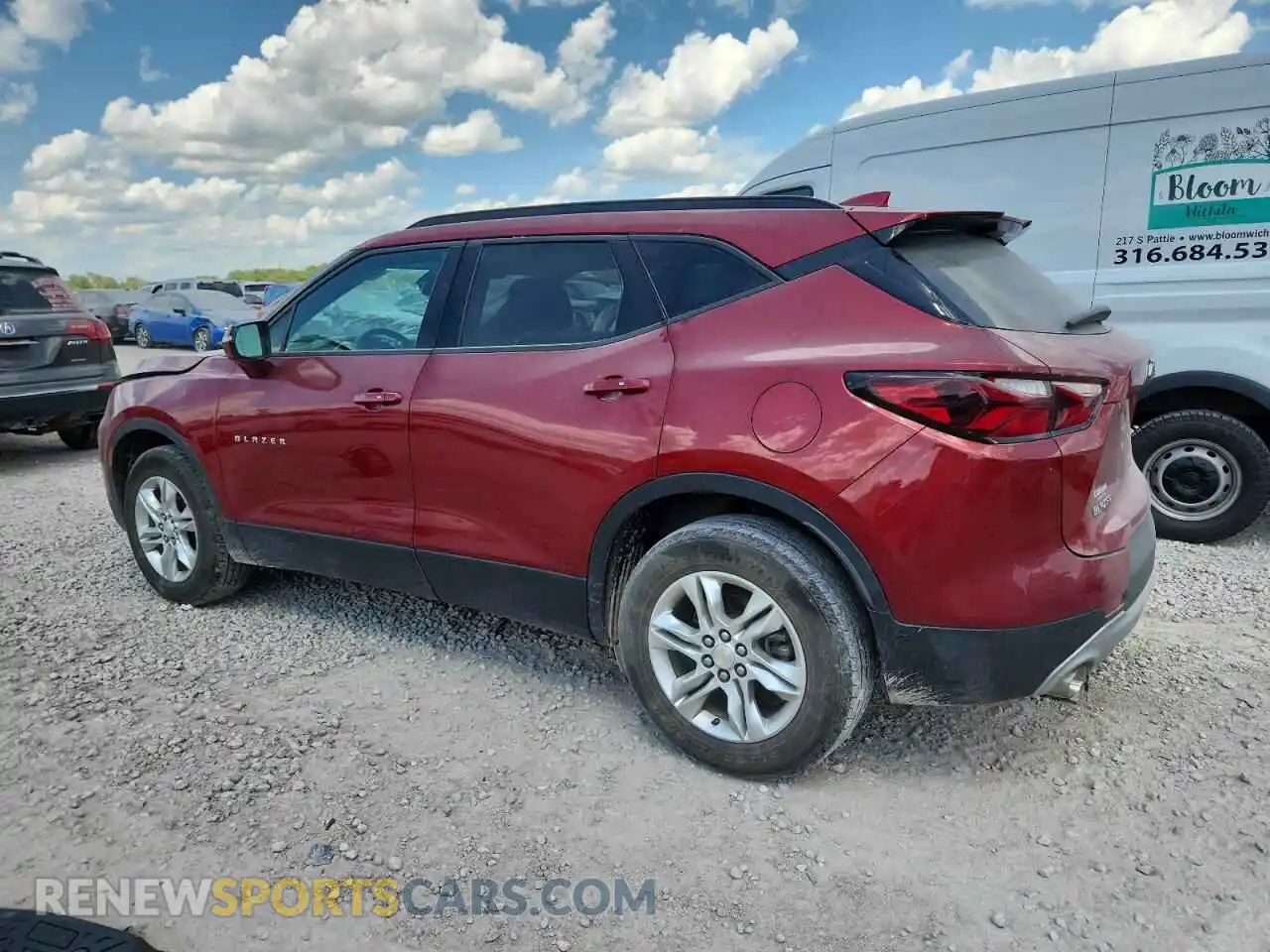 2 fotografías del automóvil dañado 3GNKBCRS3MS514844 CHEVROLET BLAZER 2021
