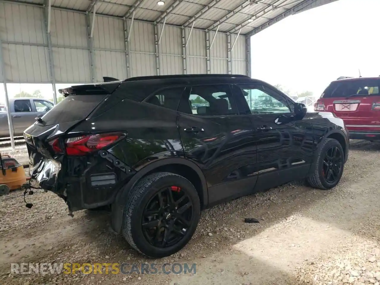 3 Photograph of a damaged car 3GNKBCRS3MS574851 CHEVROLET BLAZER 2021