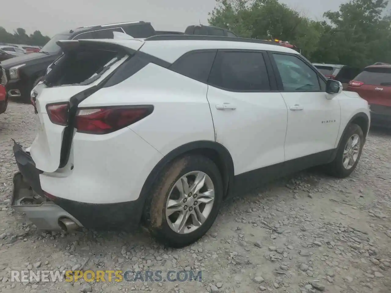 3 Photograph of a damaged car 3GNKBCRS4MS513993 CHEVROLET BLAZER 2021