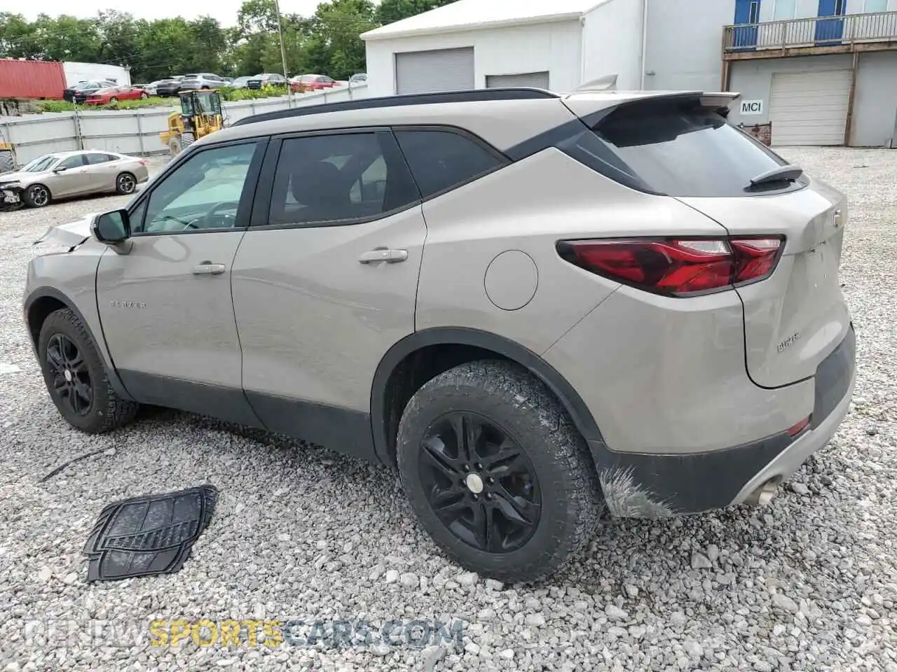 2 Photograph of a damaged car 3GNKBCRS4MS520006 CHEVROLET BLAZER 2021