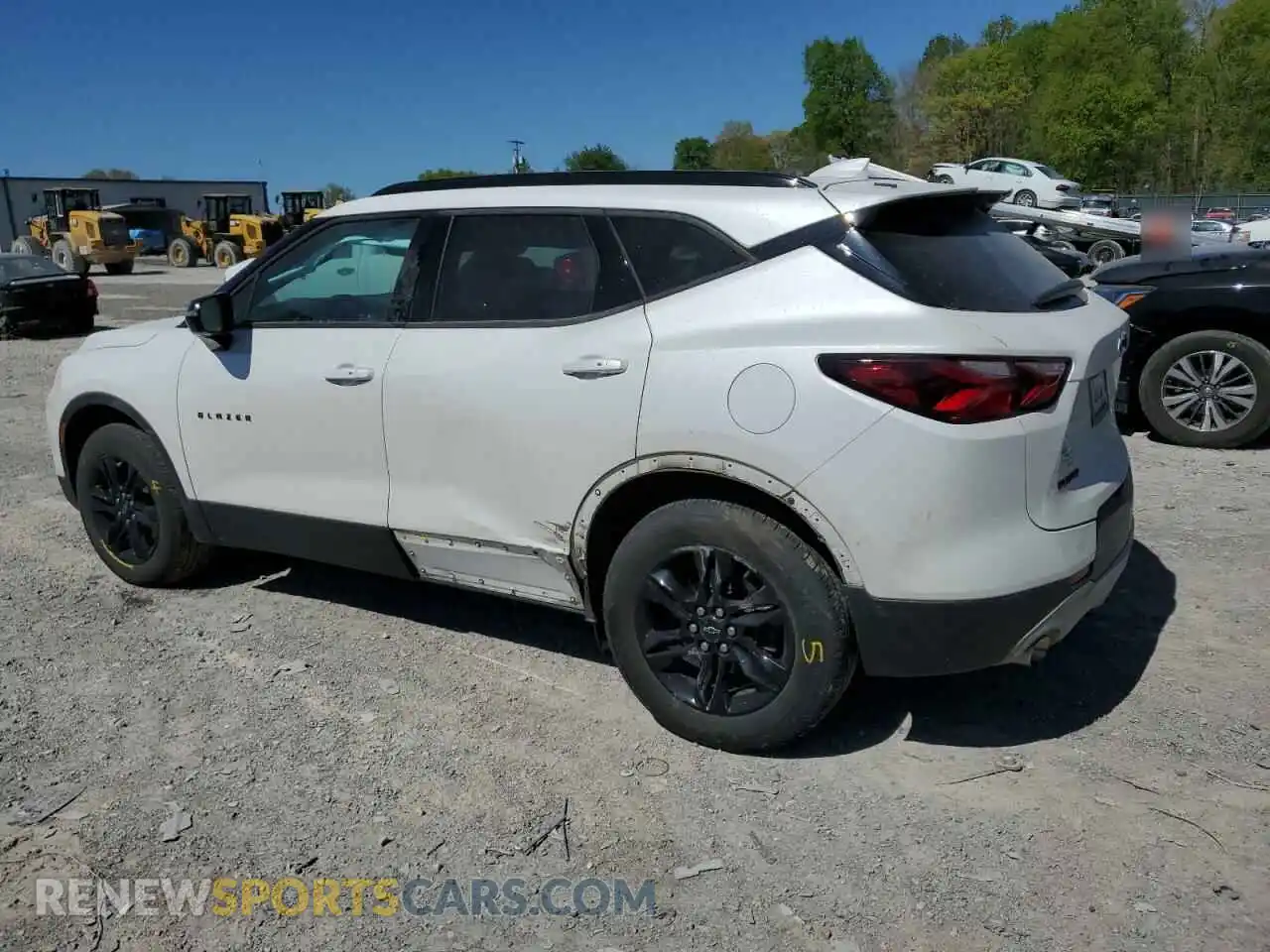 2 Photograph of a damaged car 3GNKBCRS6MS527409 CHEVROLET BLAZER 2021