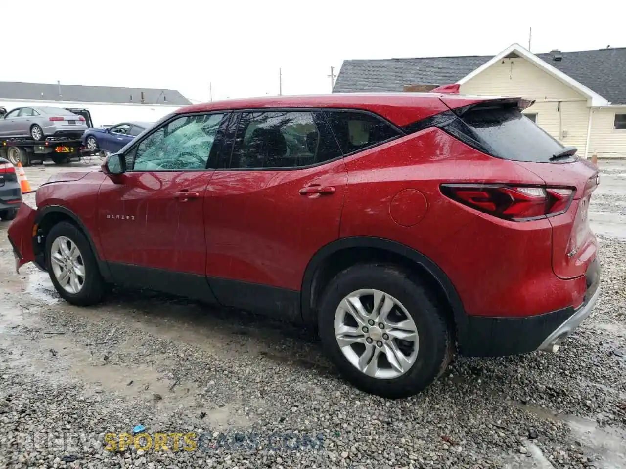 2 Photograph of a damaged car 3GNKBCRS6MS577548 CHEVROLET BLAZER 2021