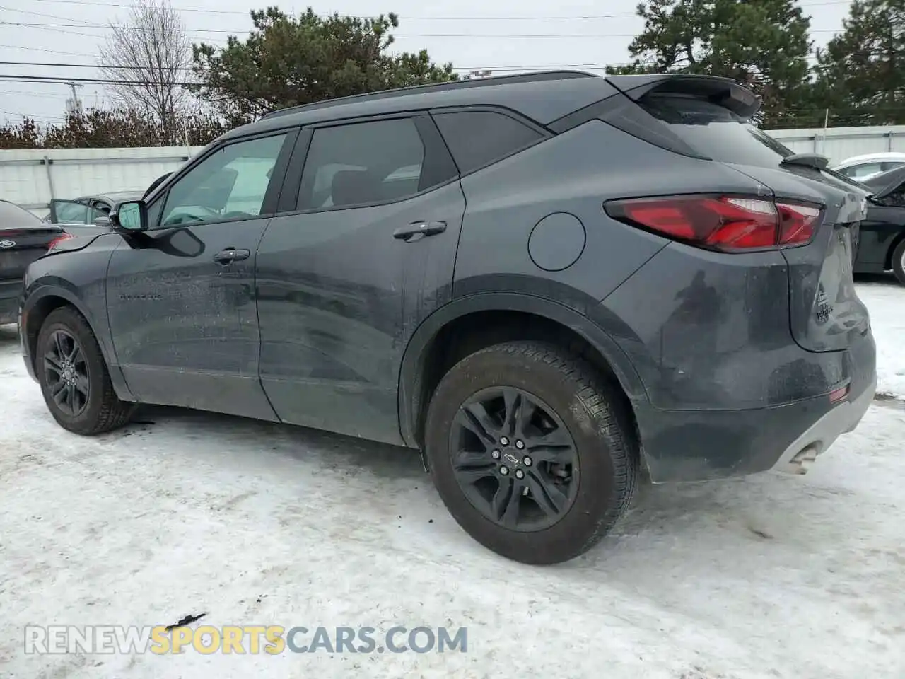 2 Photograph of a damaged car 3GNKBCRS7MS507010 CHEVROLET BLAZER 2021