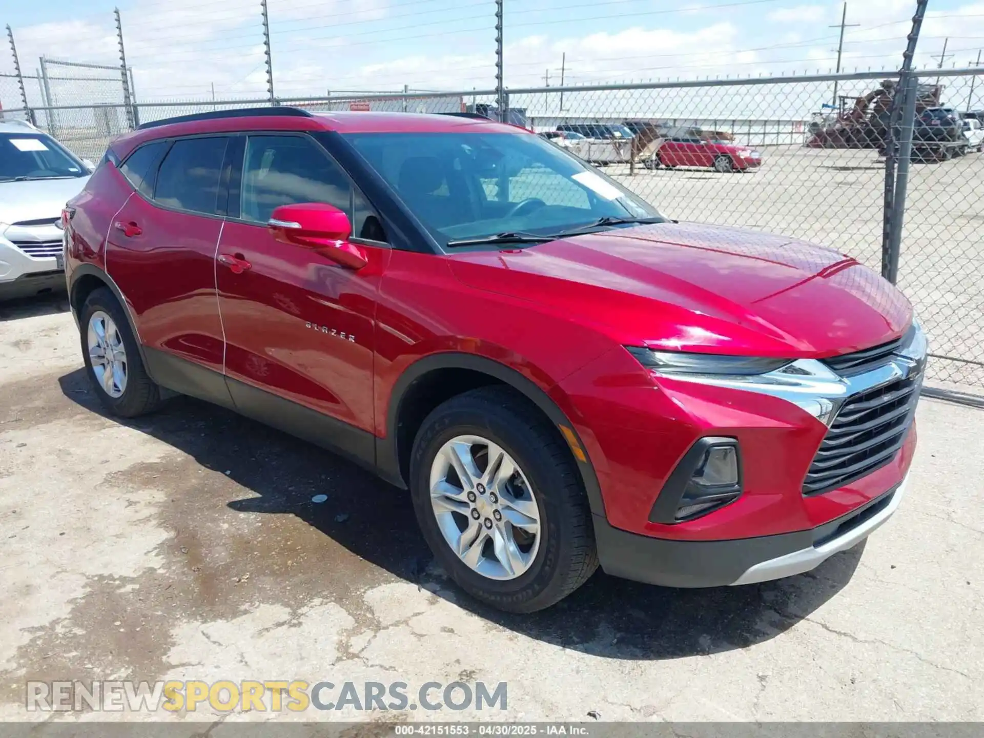 1 Photograph of a damaged car 3GNKBCRS9MS541403 CHEVROLET BLAZER 2021