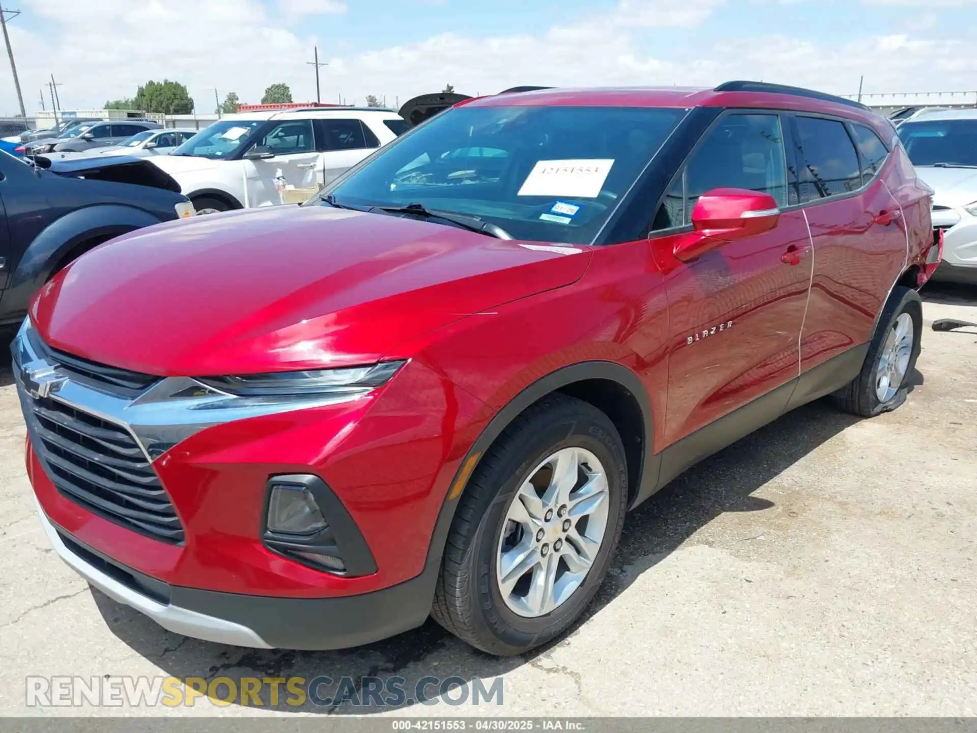 2 Photograph of a damaged car 3GNKBCRS9MS541403 CHEVROLET BLAZER 2021