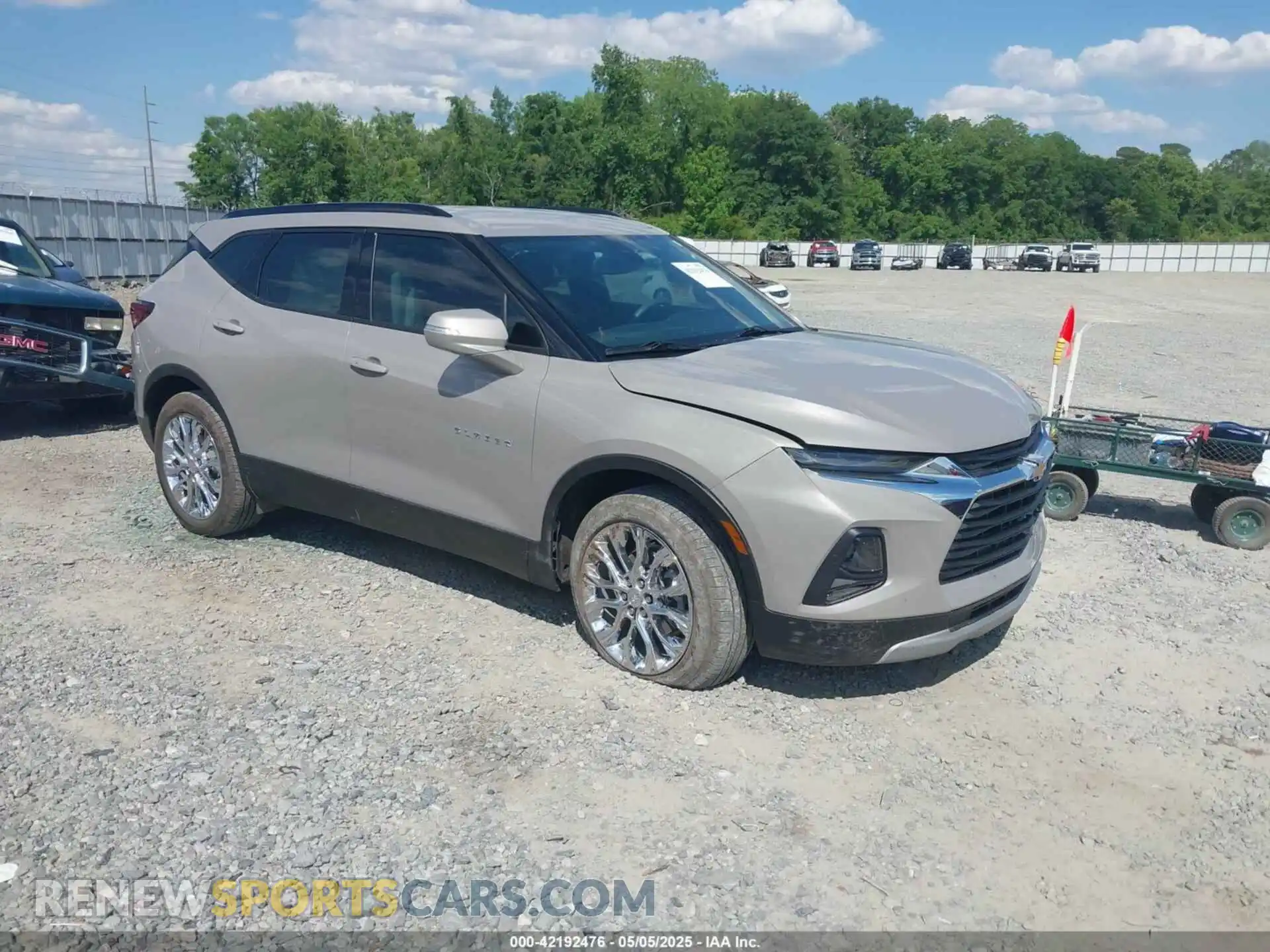 1 Photograph of a damaged car 3GNKBCRS9MS582176 CHEVROLET BLAZER 2021