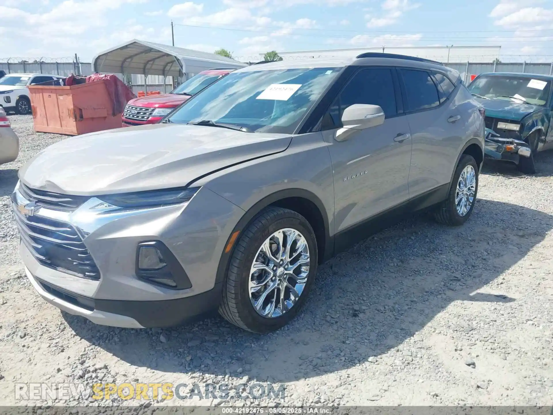 2 Photograph of a damaged car 3GNKBCRS9MS582176 CHEVROLET BLAZER 2021
