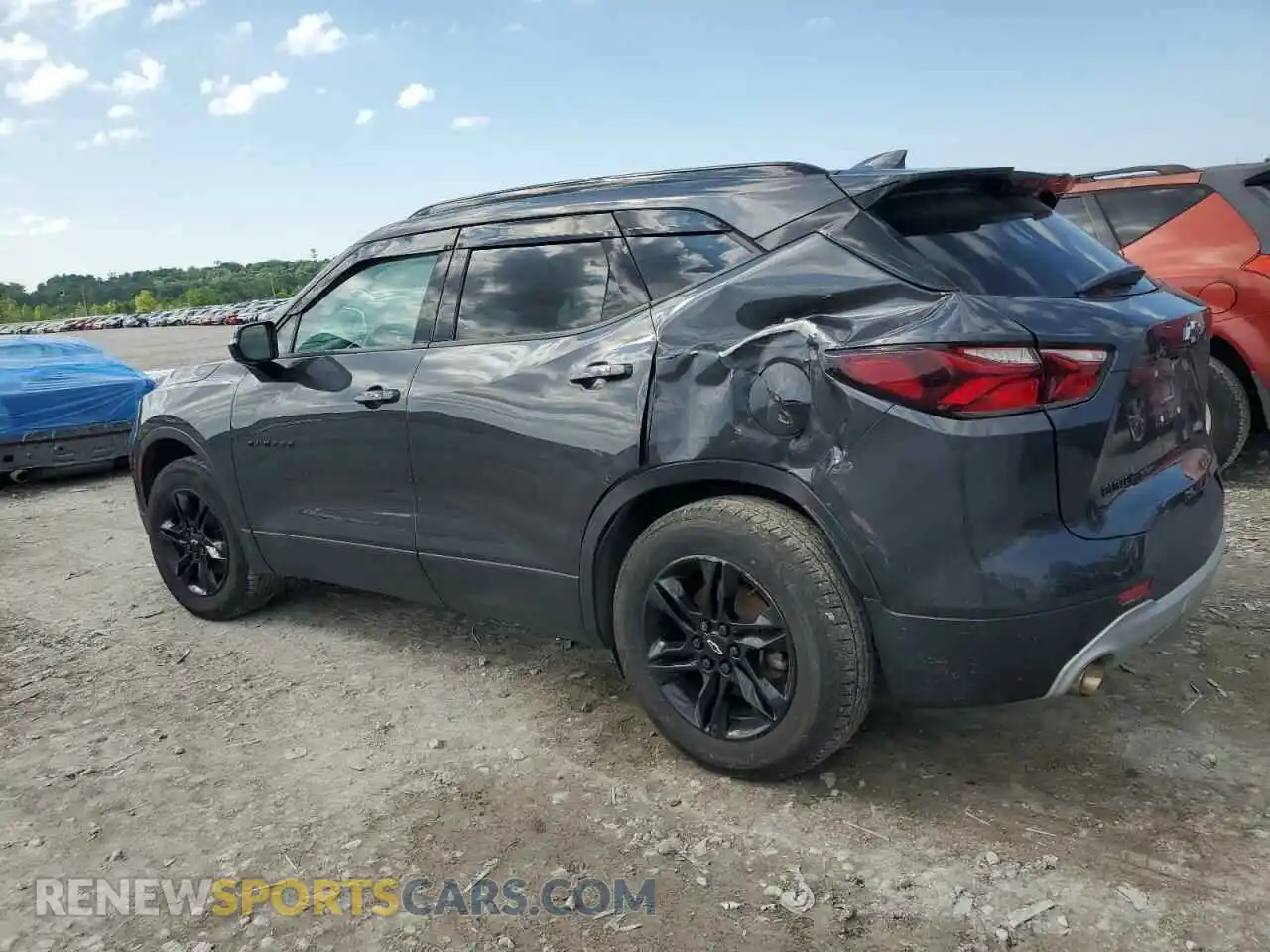 2 Photograph of a damaged car 3GNKBCRSXMS505350 CHEVROLET BLAZER 2021