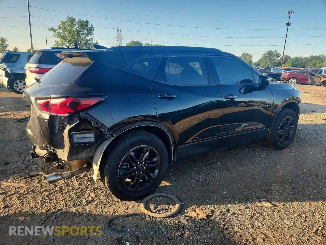 3 Photograph of a damaged car 3GNKBCRSXMS514176 CHEVROLET BLAZER 2021