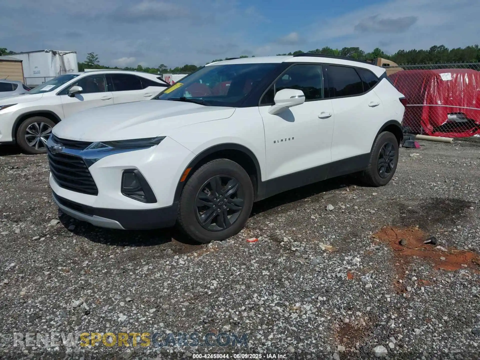 2 Photograph of a damaged car 3GNKBCRSXMS518468 CHEVROLET BLAZER 2021