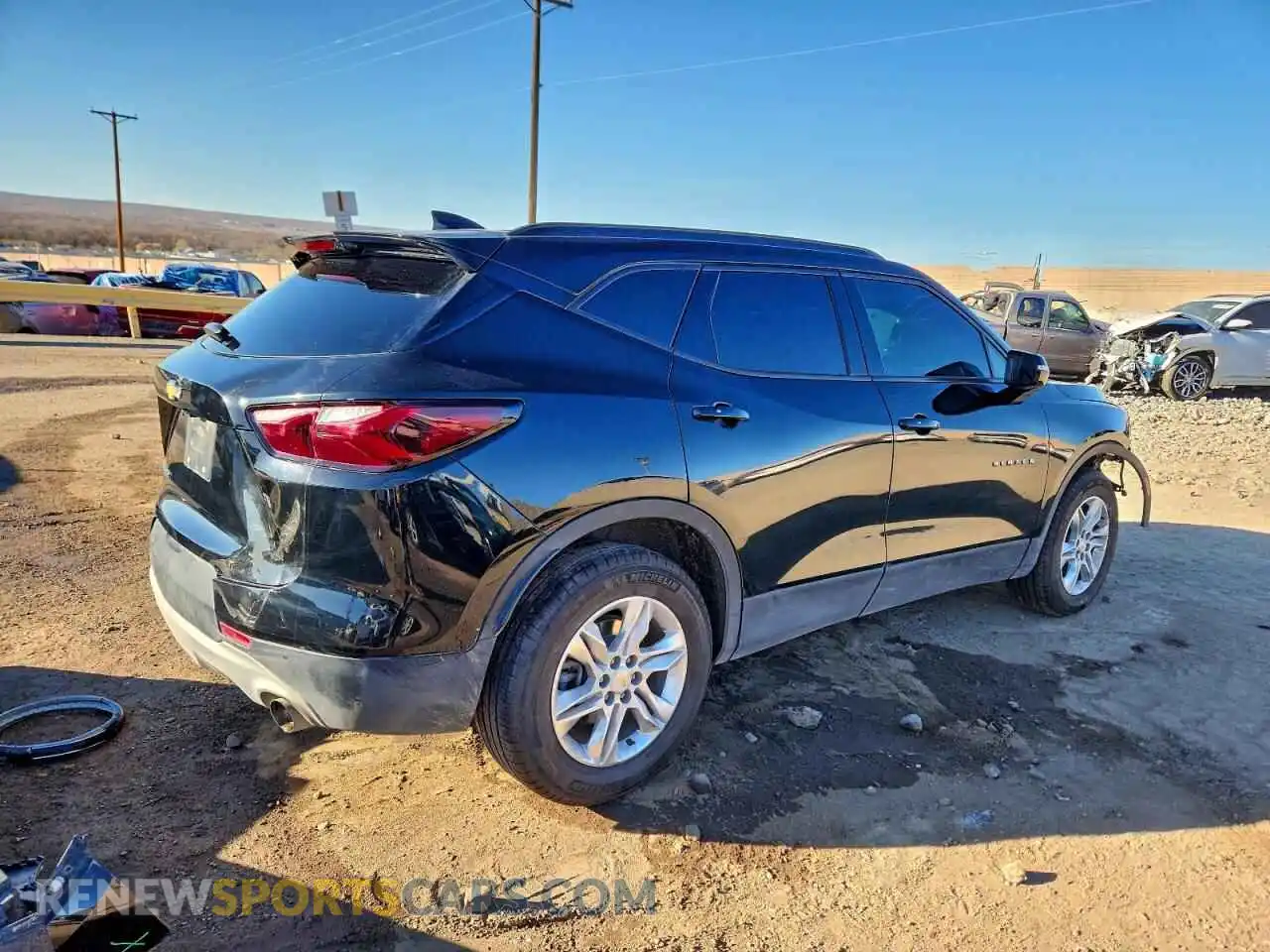 3 Photograph of a damaged car 3GNKBDRS9MS533940 CHEVROLET BLAZER 2021