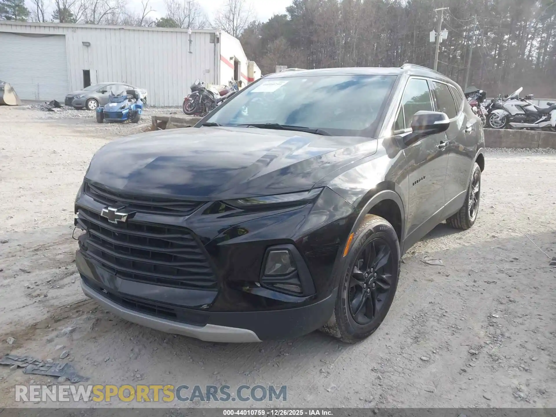 2 Photograph of a damaged car 3GNKBDRS9MS537504 CHEVROLET BLAZER 2021