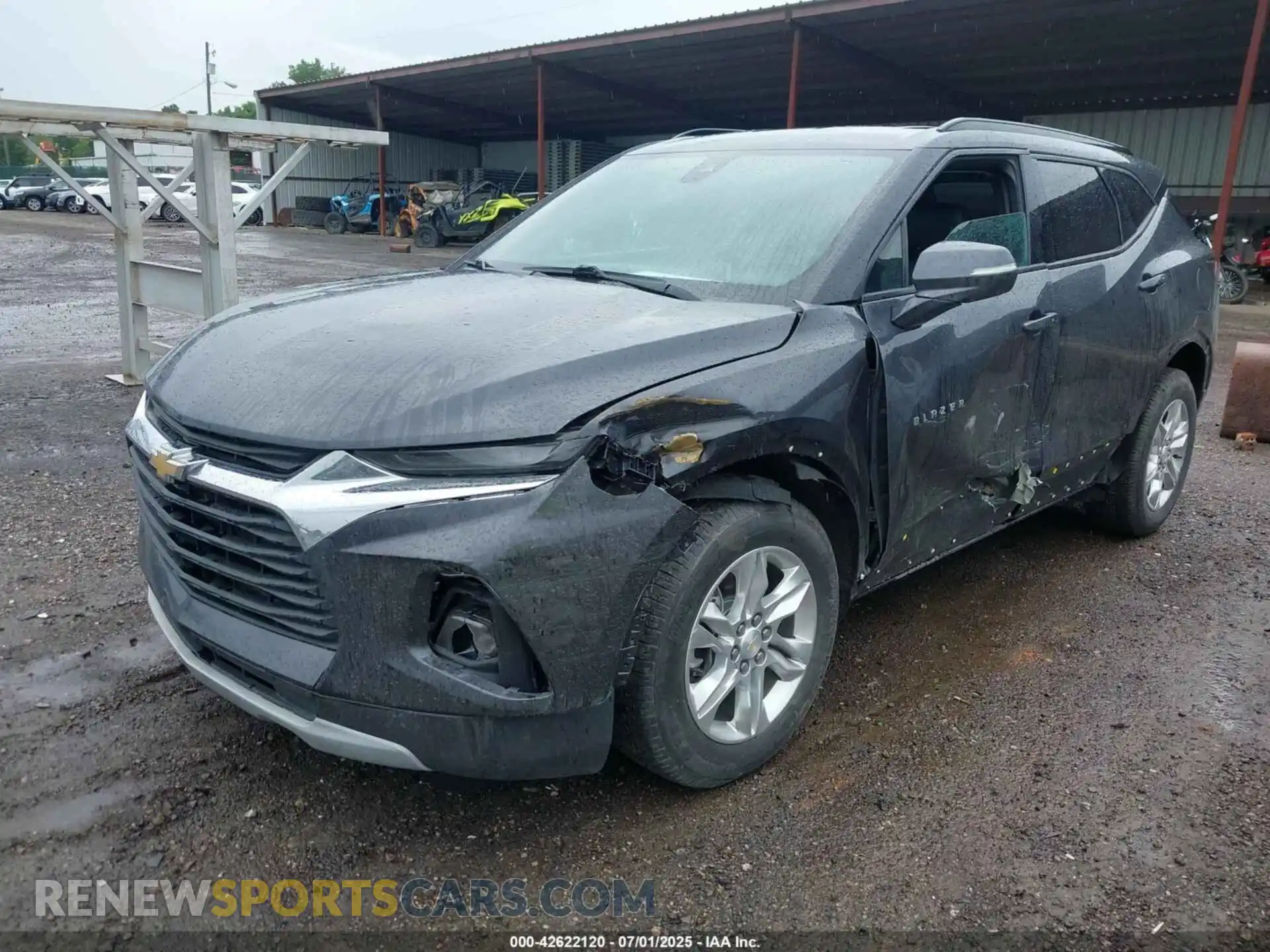 2 Photograph of a damaged car 3GNKBDRS9MS574200 CHEVROLET BLAZER 2021