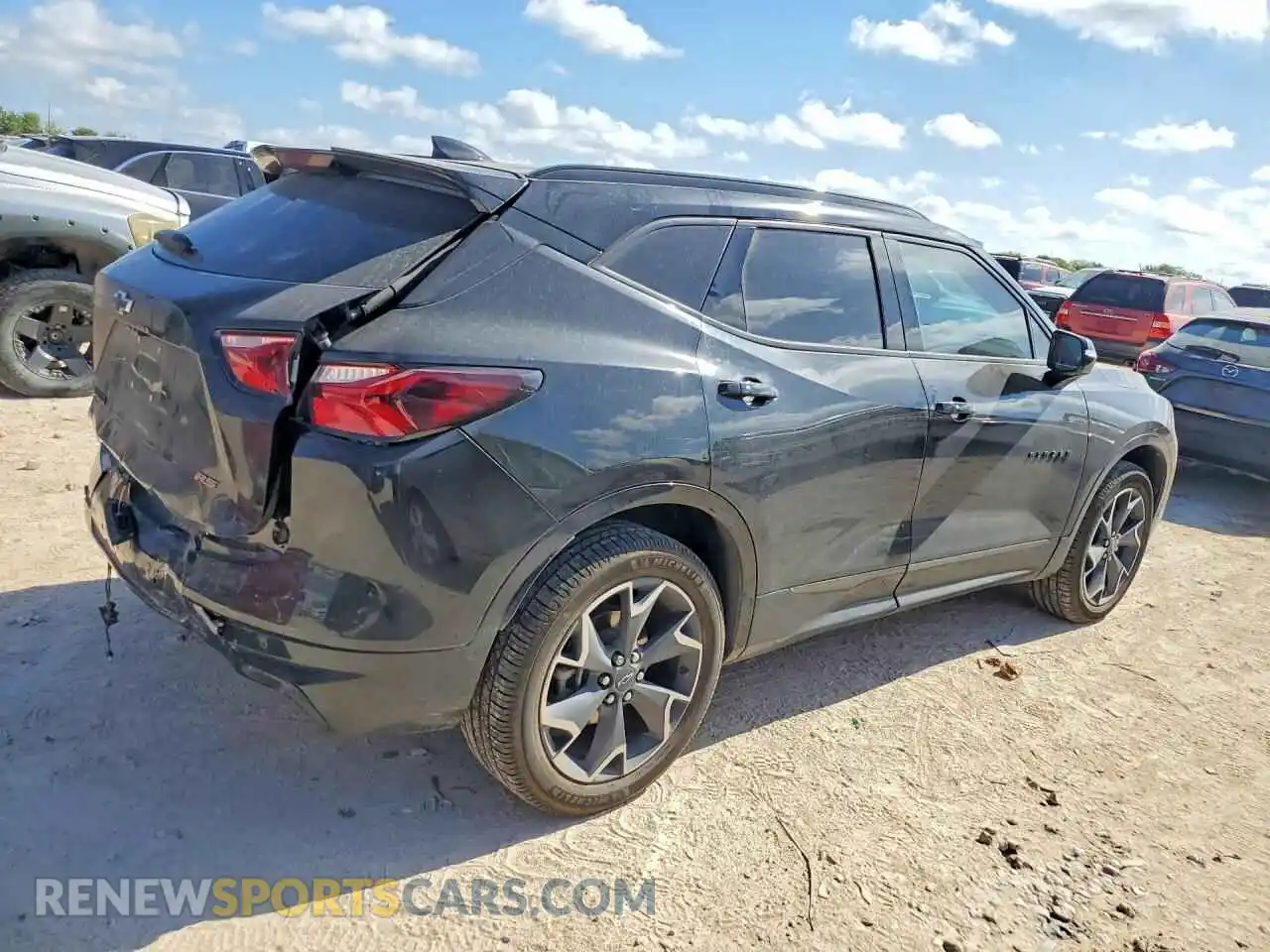 3 Photograph of a damaged car 3GNKBERS2MS546454 CHEVROLET BLAZER 2021