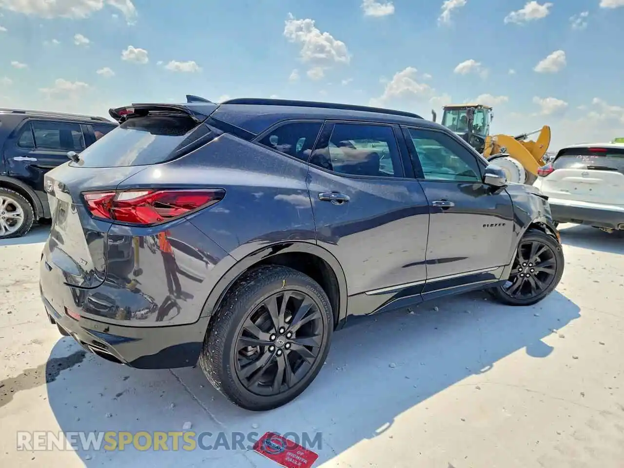 3 fotografías del automóvil dañado 3GNKBERS2MS552965 CHEVROLET BLAZER 2021