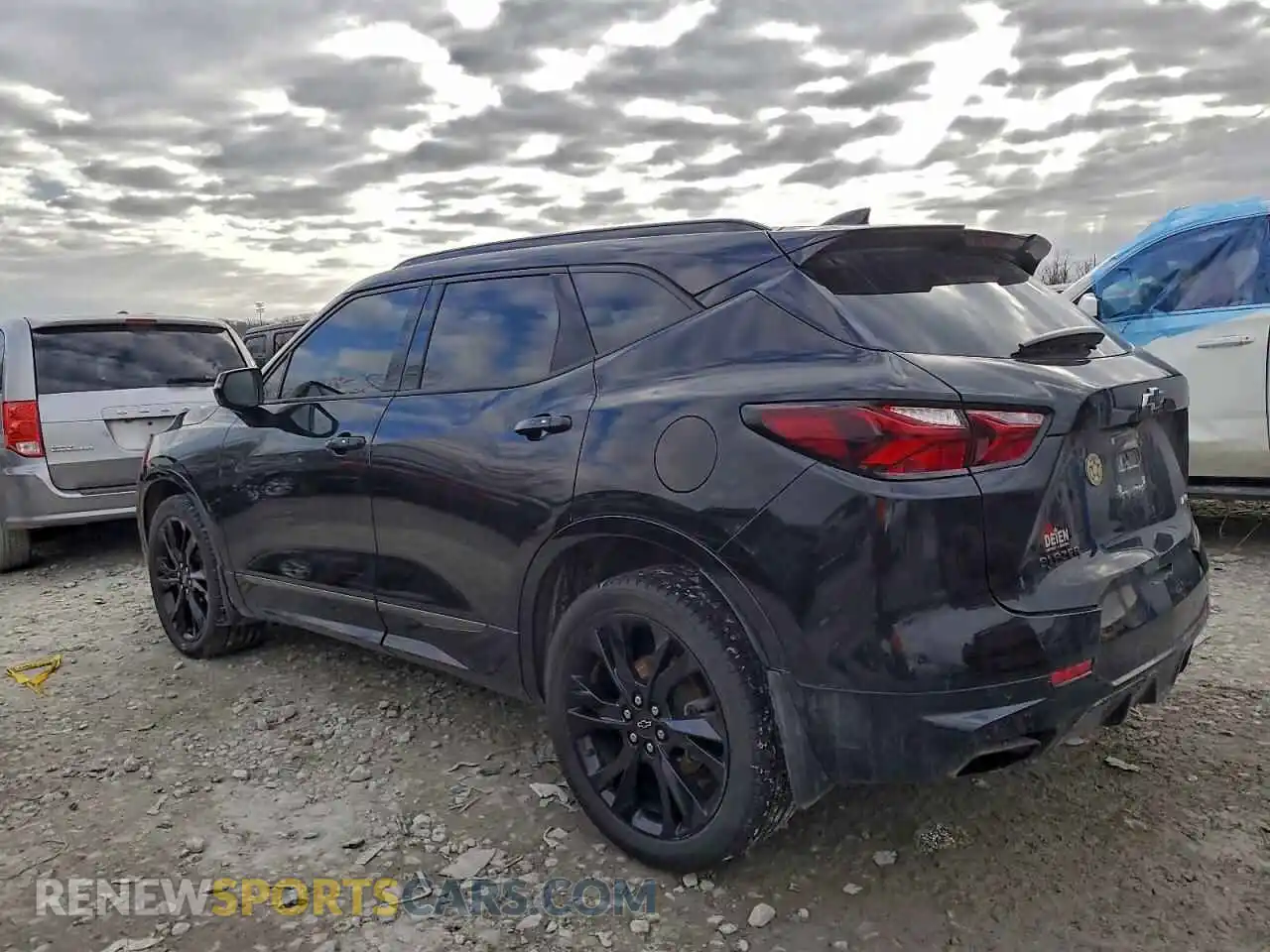 2 Photograph of a damaged car 3GNKBERS2MS564470 CHEVROLET BLAZER 2021
