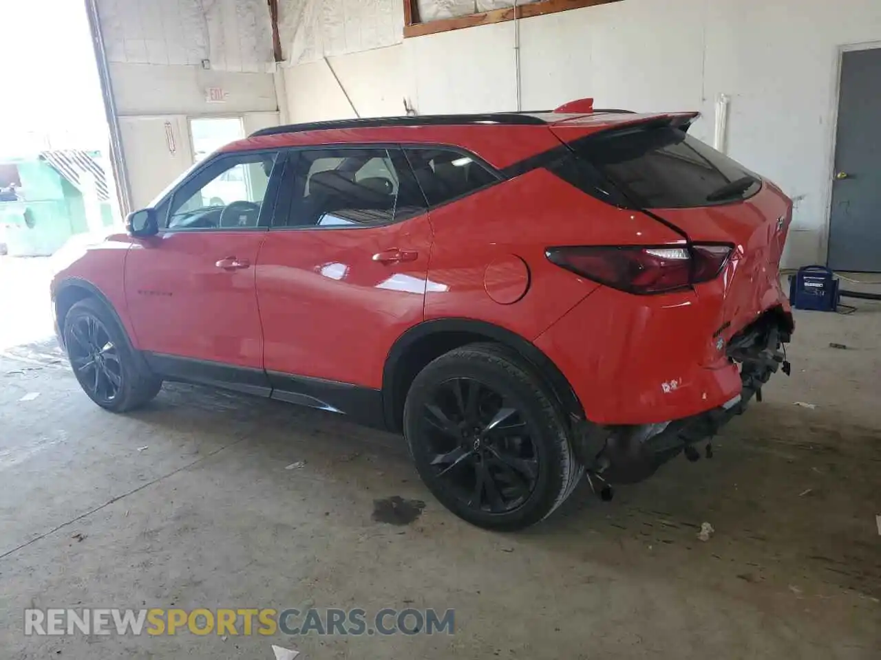 2 Photograph of a damaged car 3GNKBERS2MS565490 CHEVROLET BLAZER 2021
