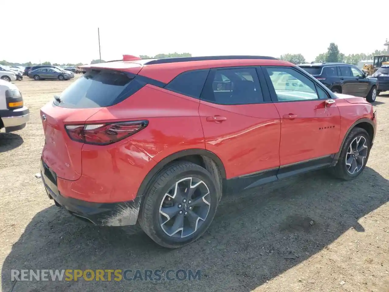3 Photograph of a damaged car 3GNKBERS2MS577560 CHEVROLET BLAZER 2021