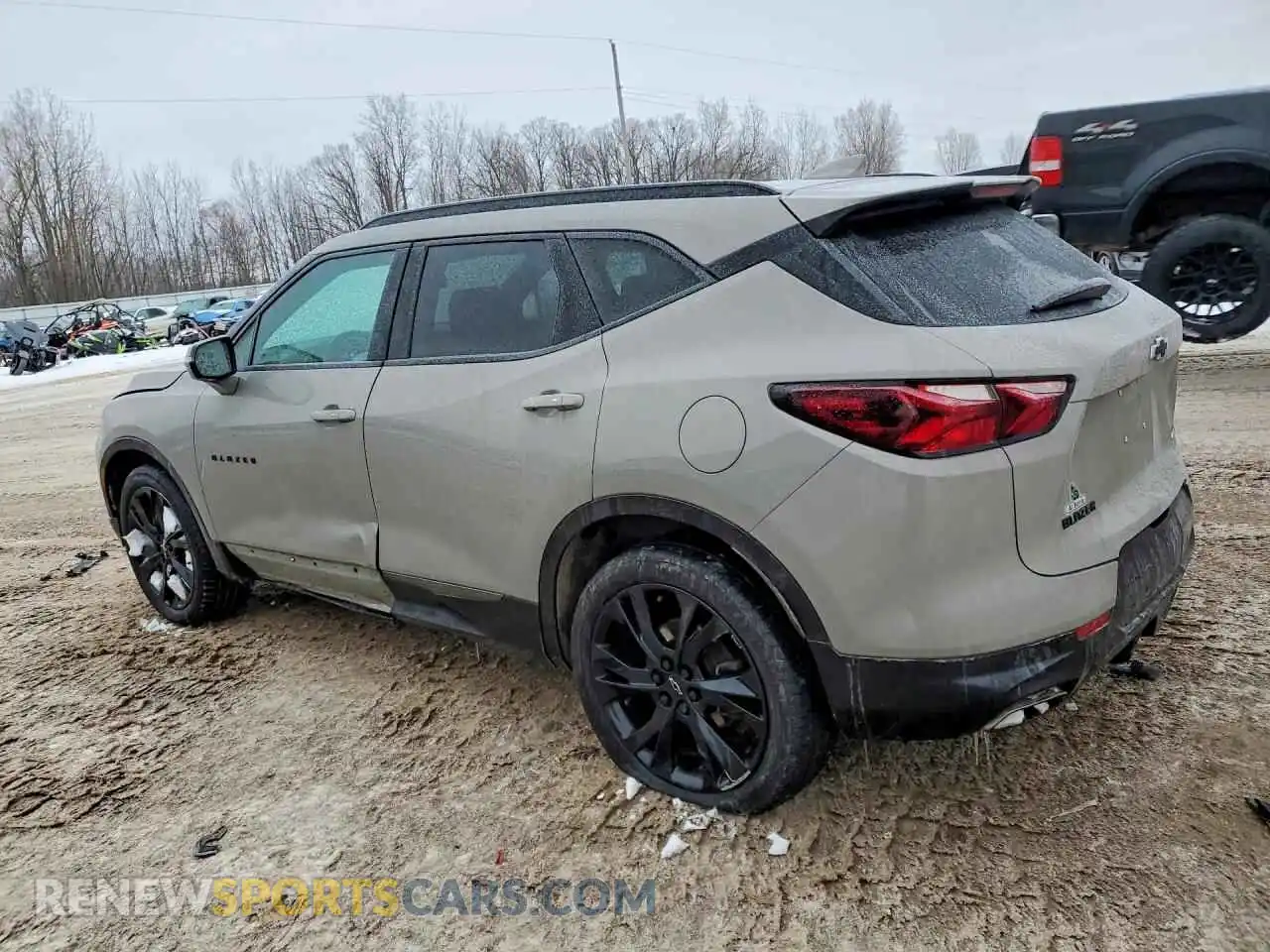 2 Photograph of a damaged car 3GNKBERS3MS533051 CHEVROLET BLAZER 2021