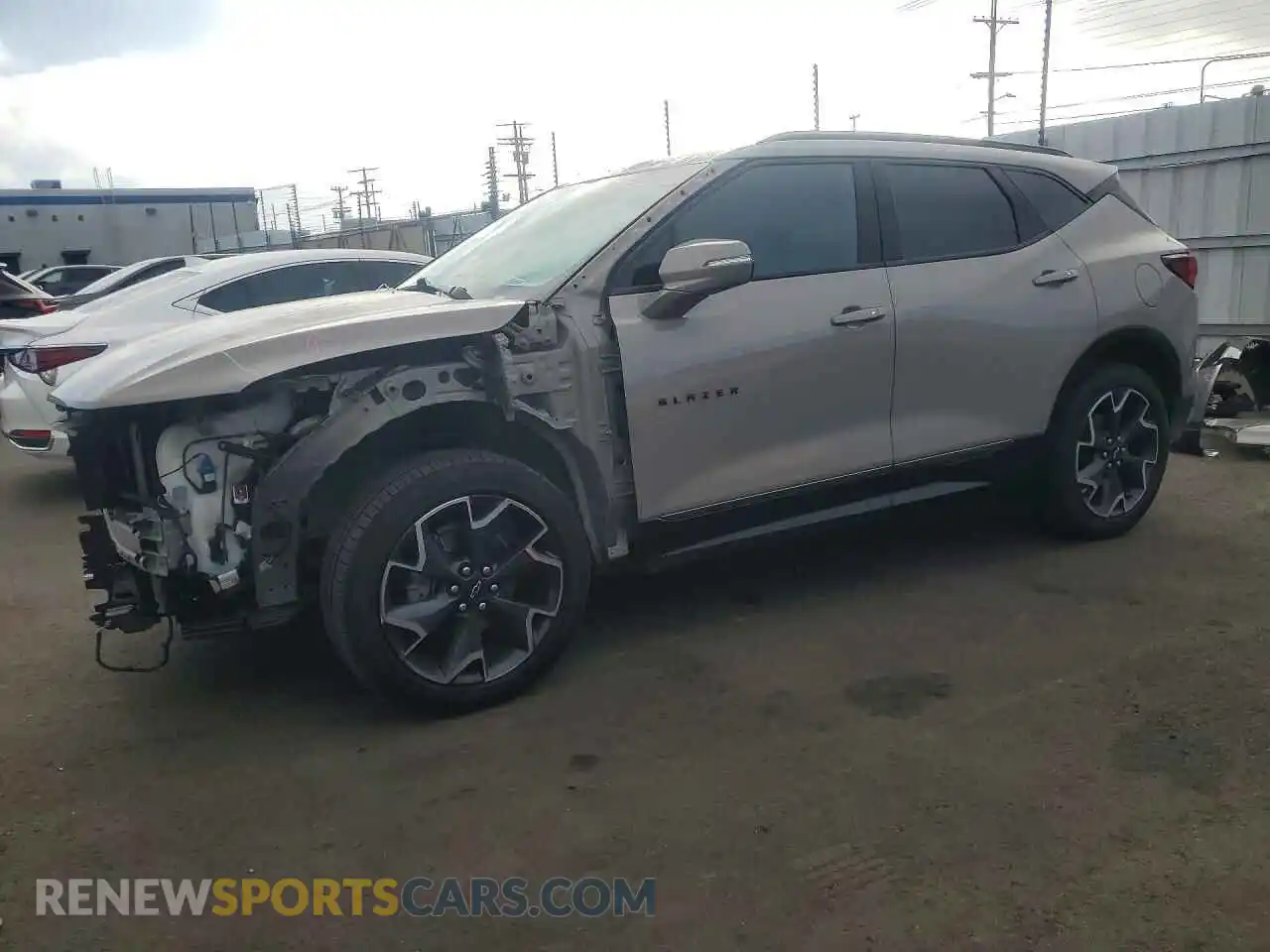 1 Photograph of a damaged car 3GNKBERS4MS528697 CHEVROLET BLAZER 2021