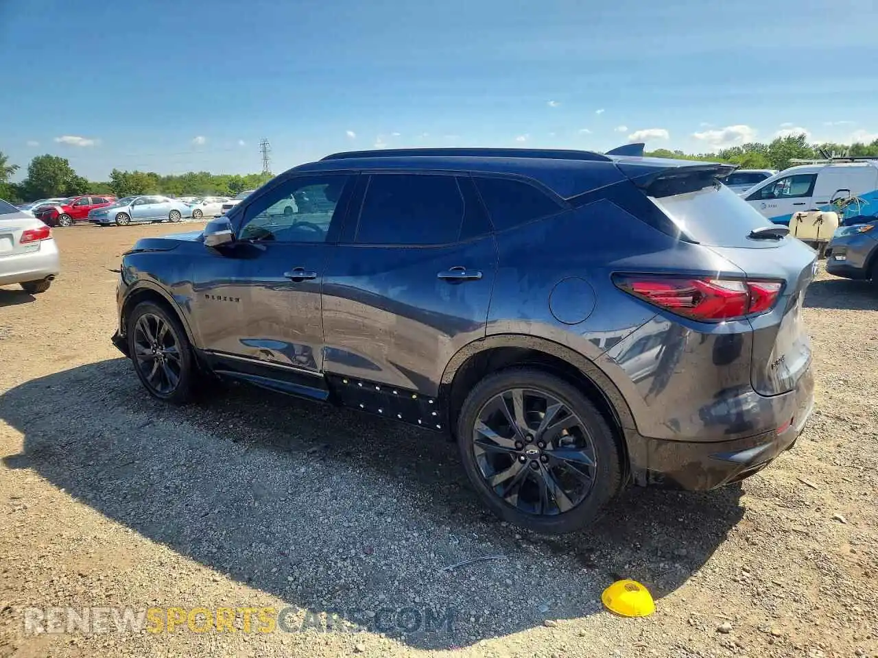 2 Photograph of a damaged car 3GNKBERS6MS544142 CHEVROLET BLAZER 2021