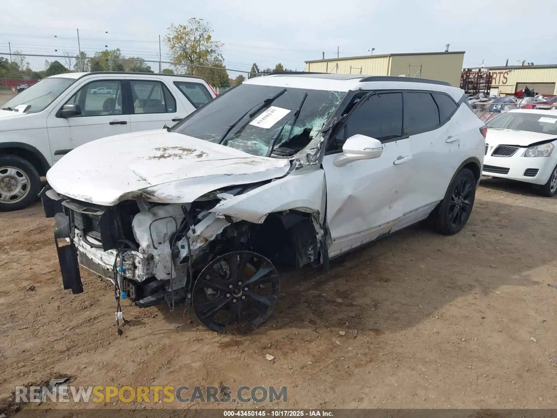 2 Photograph of a damaged car 3GNKBERS7MS508086 CHEVROLET BLAZER 2021