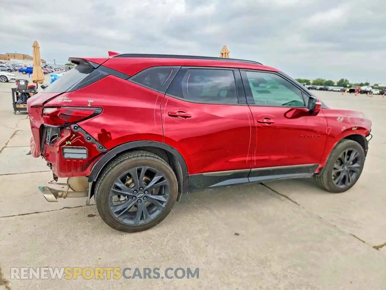 3 Photograph of a damaged car 3GNKBERS7MS522019 CHEVROLET BLAZER 2021