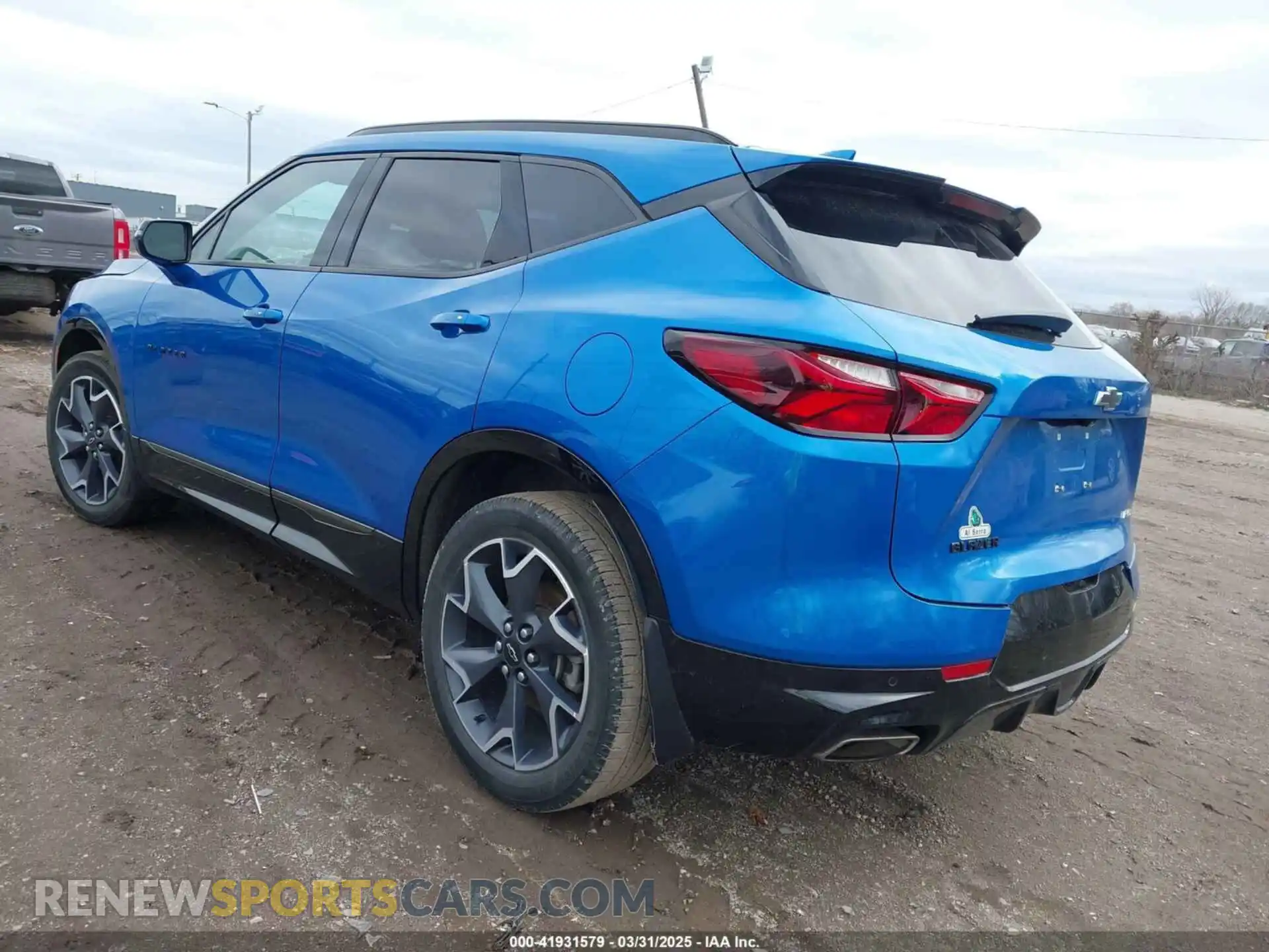 3 Photograph of a damaged car 3GNKBERS7MS533053 CHEVROLET BLAZER 2021