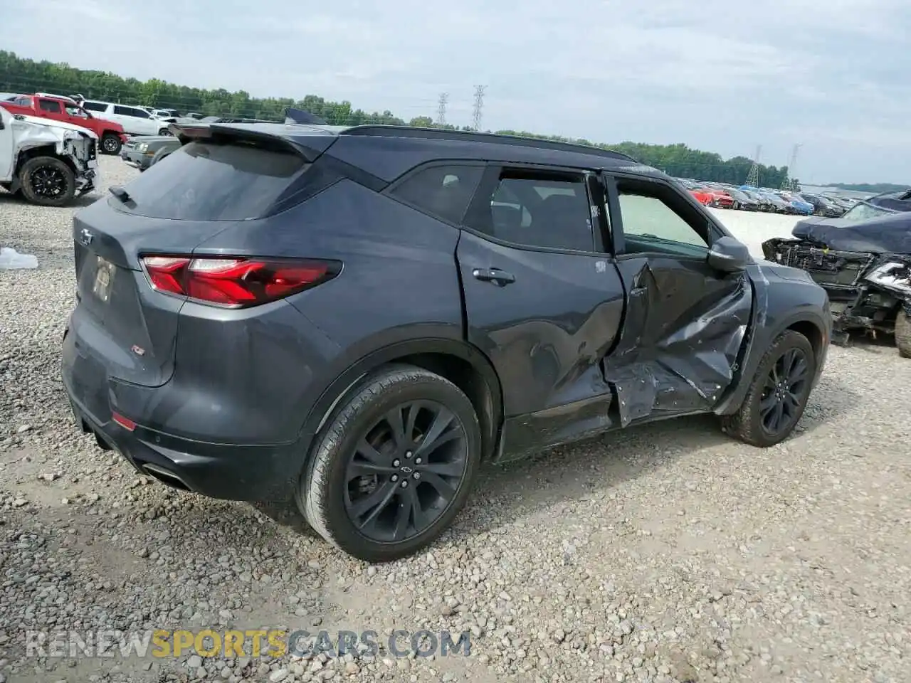 3 Photograph of a damaged car 3GNKBERSXMS510799 CHEVROLET BLAZER 2021