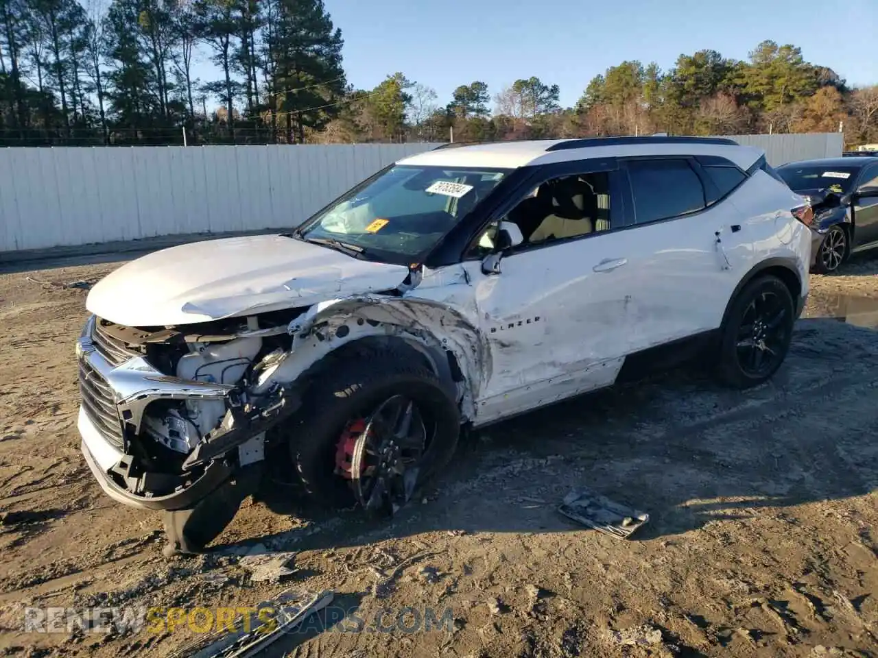 1 Photograph of a damaged car 3GNKBHR45MS535242 CHEVROLET BLAZER 2021