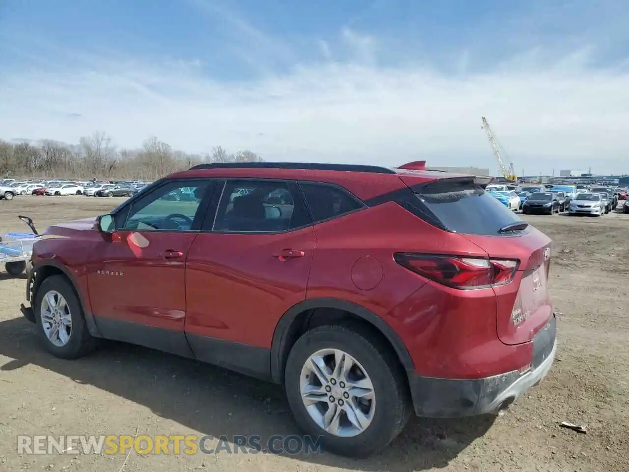 2 Photograph of a damaged car 3GNKBHR4XMS529341 CHEVROLET BLAZER 2021