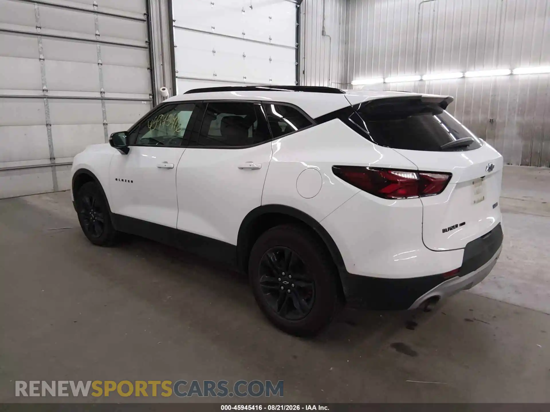 3 Photograph of a damaged car 3GNKBHRS0MS521523 CHEVROLET BLAZER 2021