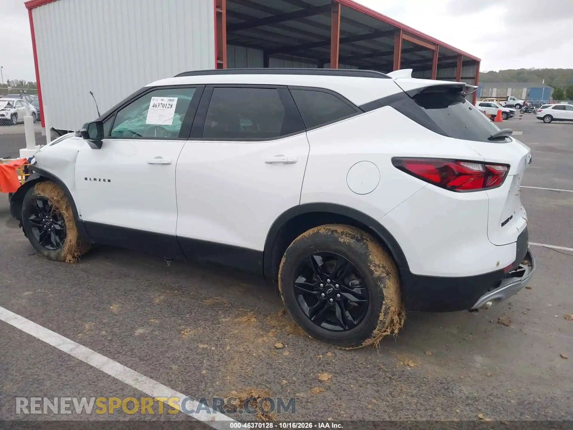 3 Photograph of a damaged car 3GNKBHRS1MS541179 CHEVROLET BLAZER 2021
