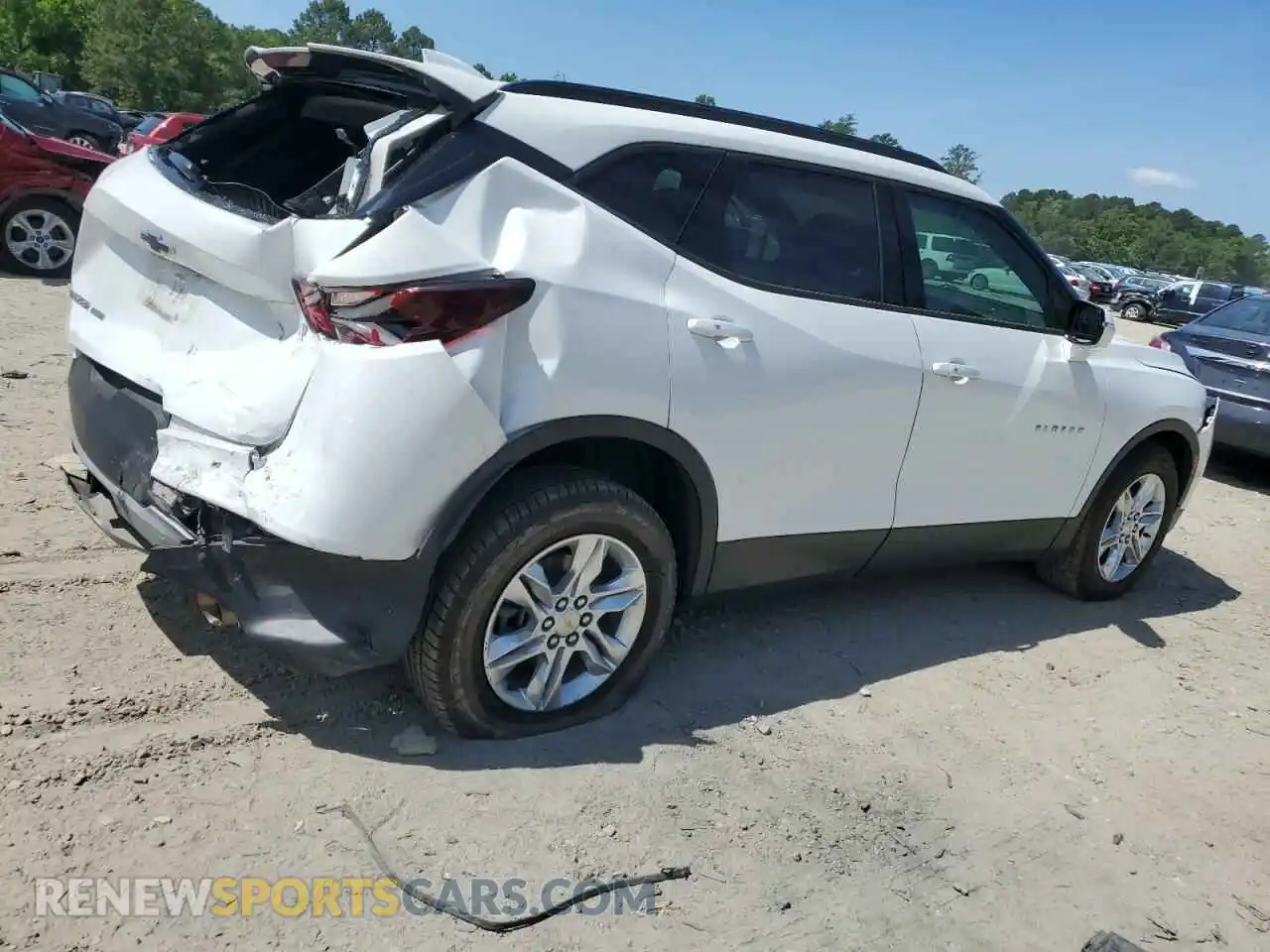 3 fotografías del automóvil dañado 3GNKBHRS2MS559318 CHEVROLET BLAZER 2021