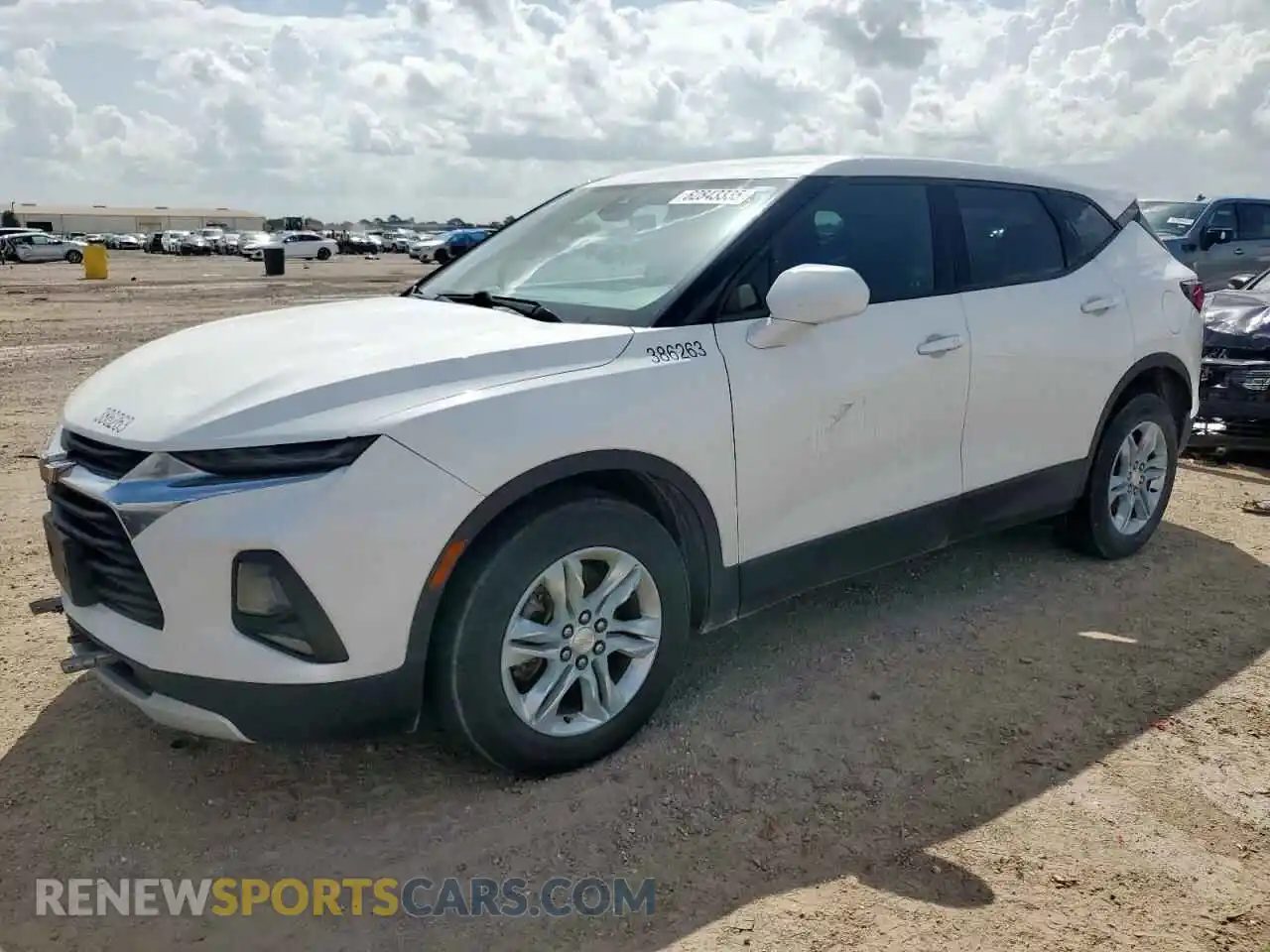 1 Photograph of a damaged car 3GNKBHRS5MS519346 CHEVROLET BLAZER 2021