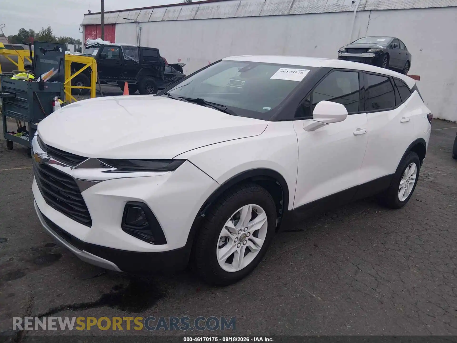 2 Photograph of a damaged car 3GNKBHRS5MS537958 CHEVROLET BLAZER 2021