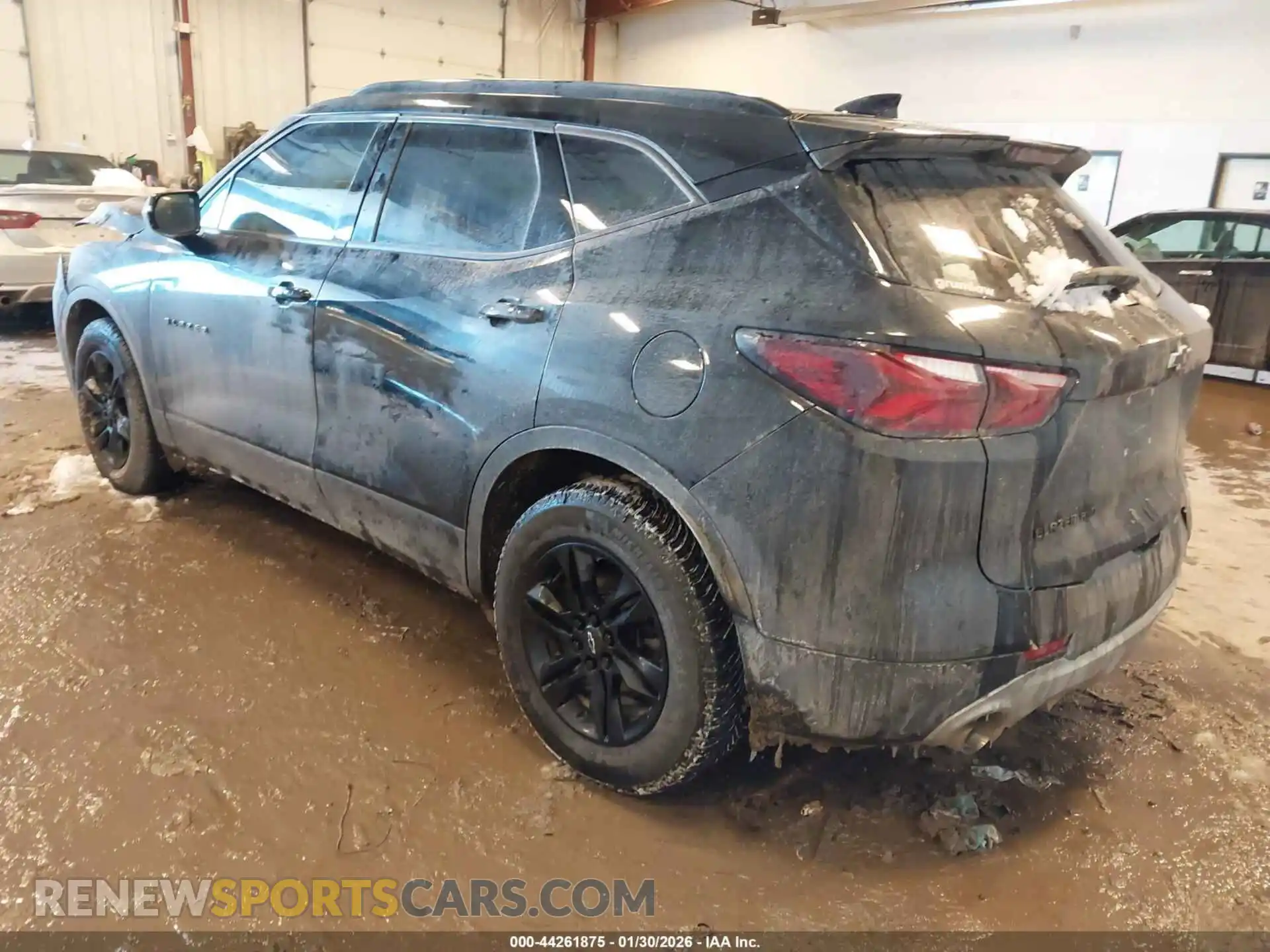 3 Photograph of a damaged car 3GNKBHRS5MS551780 CHEVROLET BLAZER 2021