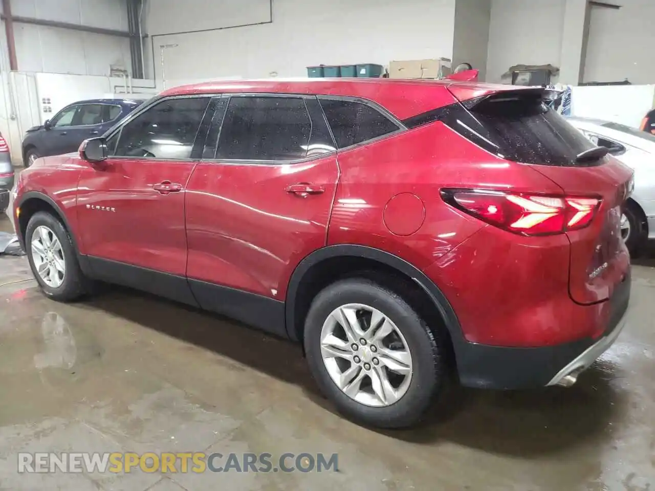 2 Photograph of a damaged car 3GNKBHRS5MS571348 CHEVROLET BLAZER 2021