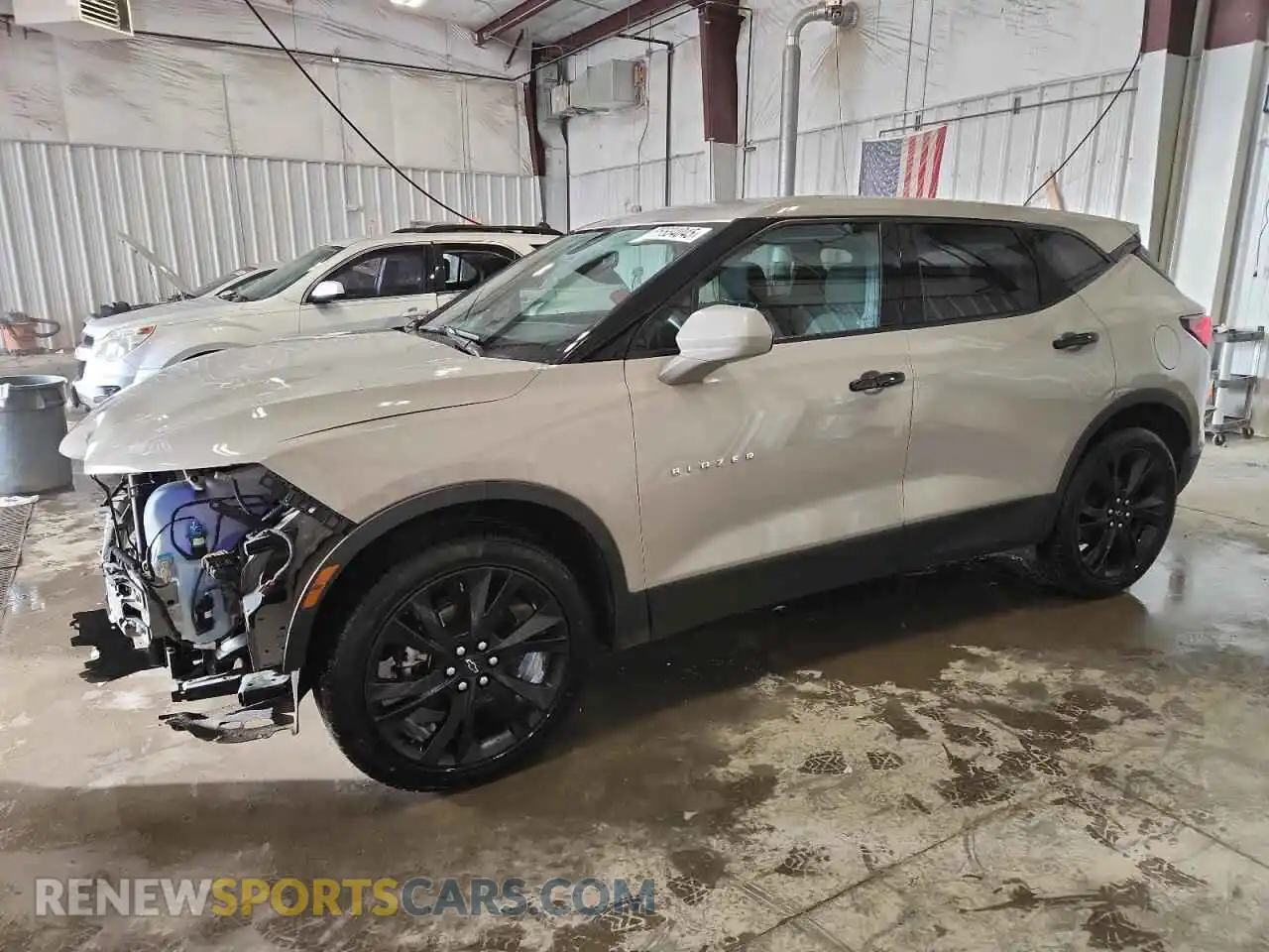1 Фотография поврежденного автомобиля 3GNKBHRS8MS575684 CHEVROLET BLAZER 2021