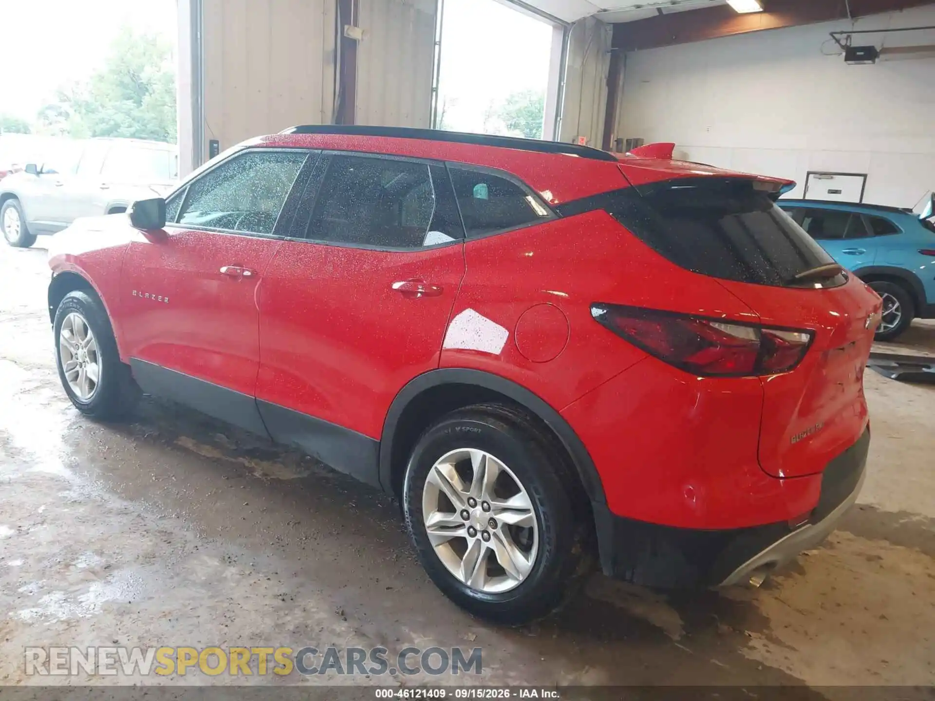 3 Photograph of a damaged car 3GNKBHRS9MS510844 CHEVROLET BLAZER 2021