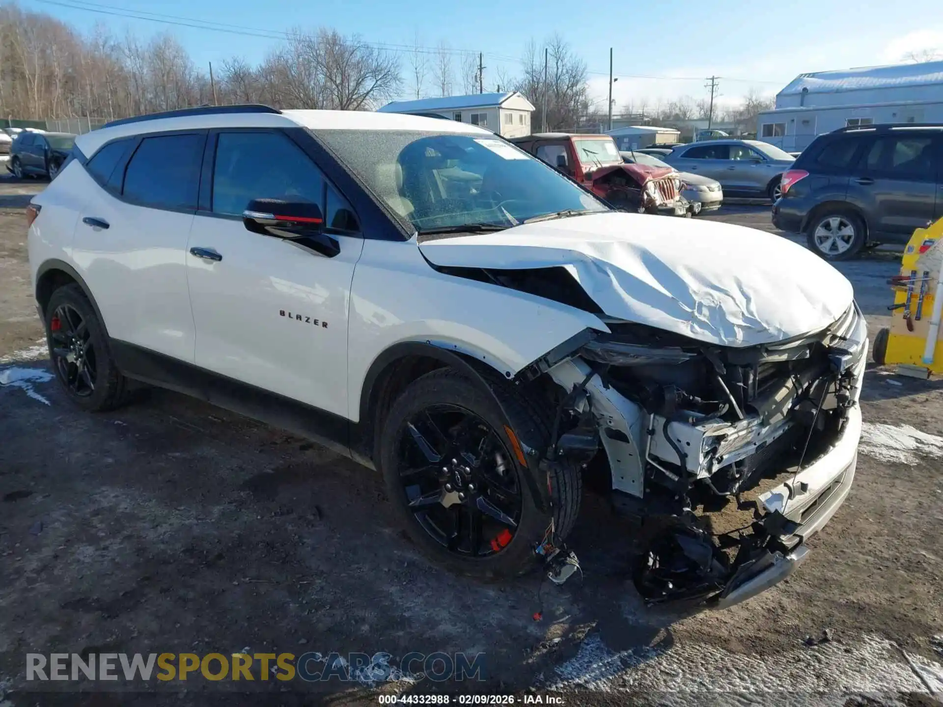 1 Photograph of a damaged car 3GNKBJRS8MS514861 CHEVROLET BLAZER 2021