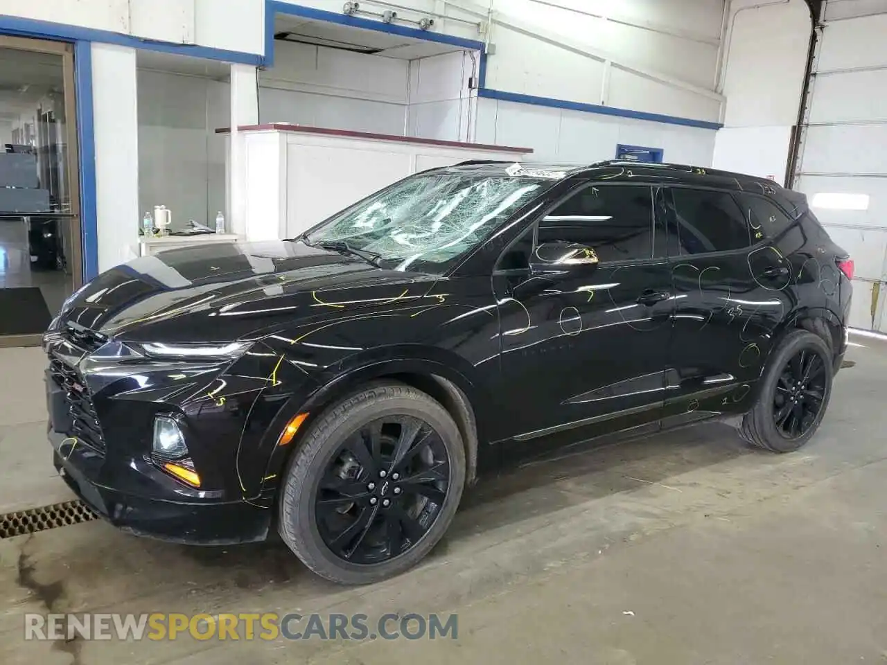 1 Photograph of a damaged car 3GNKBKRS1MS522144 CHEVROLET BLAZER 2021