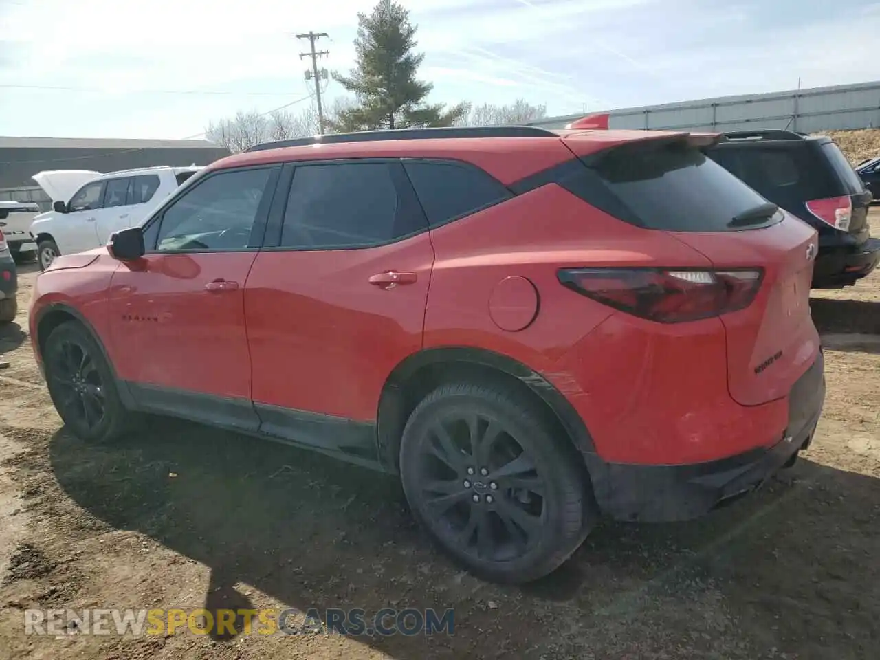 2 Photograph of a damaged car 3GNKBKRS2MS579615 CHEVROLET BLAZER 2021