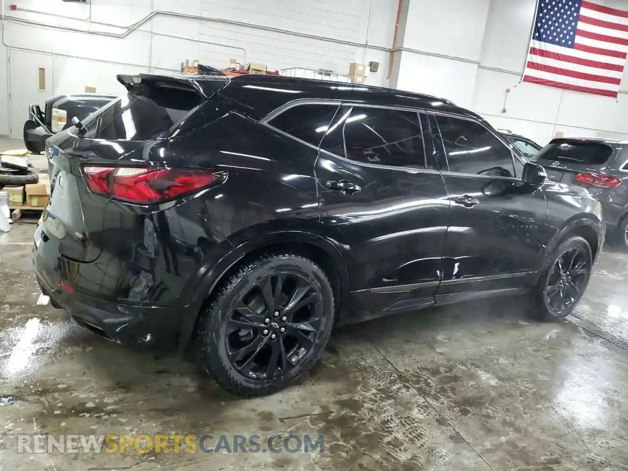 3 Photograph of a damaged car 3GNKBKRS5MS557138 CHEVROLET BLAZER 2021