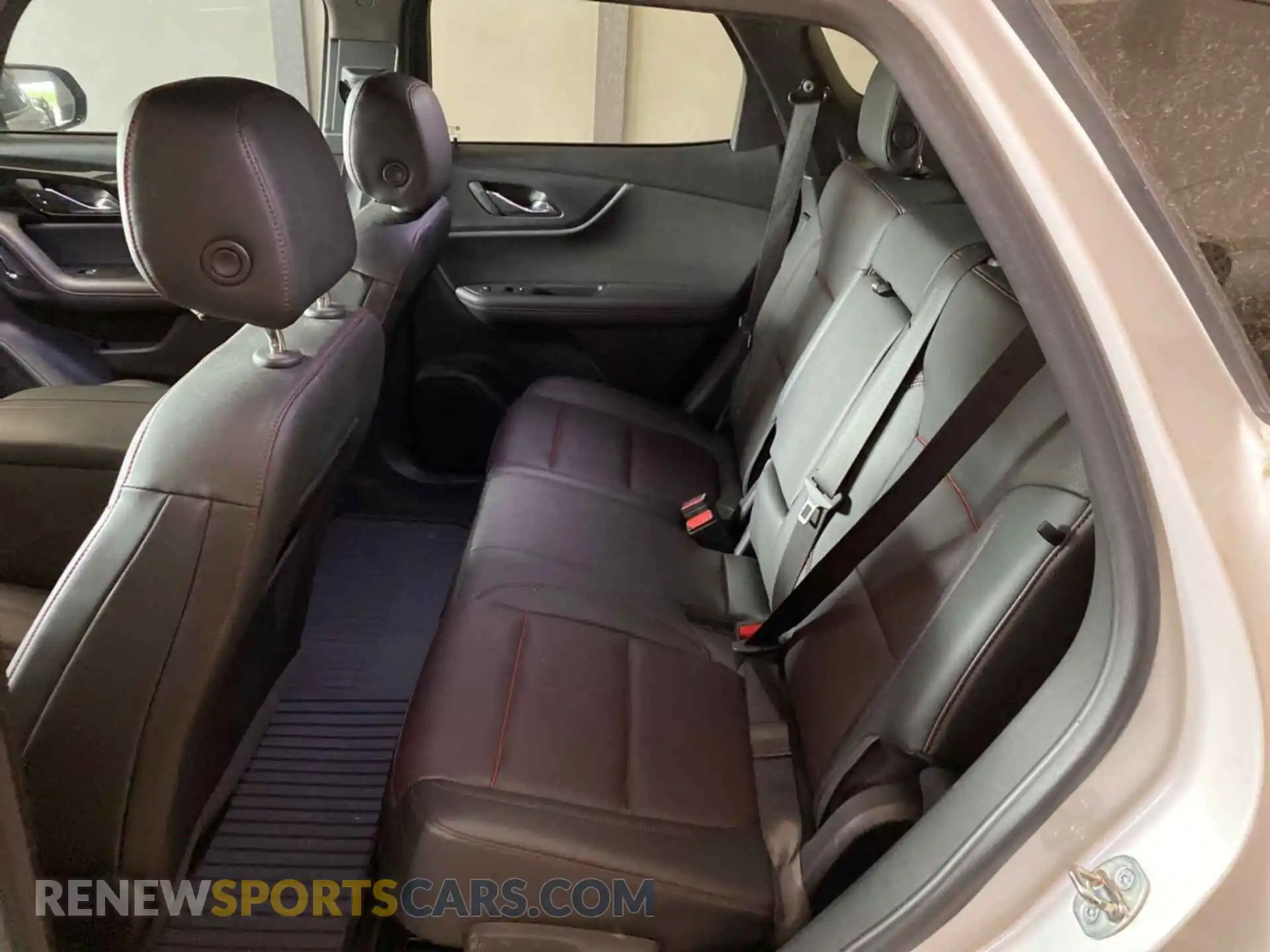 1 Фотография поврежденного автомобиля 3GNKBKRS6MS507722 CHEVROLET BLAZER 2021