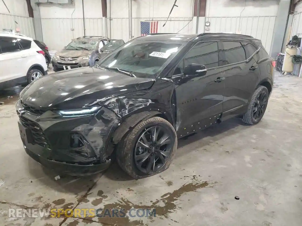 1 Photograph of a damaged car 3GNKBKRS6MS523726 CHEVROLET BLAZER 2021