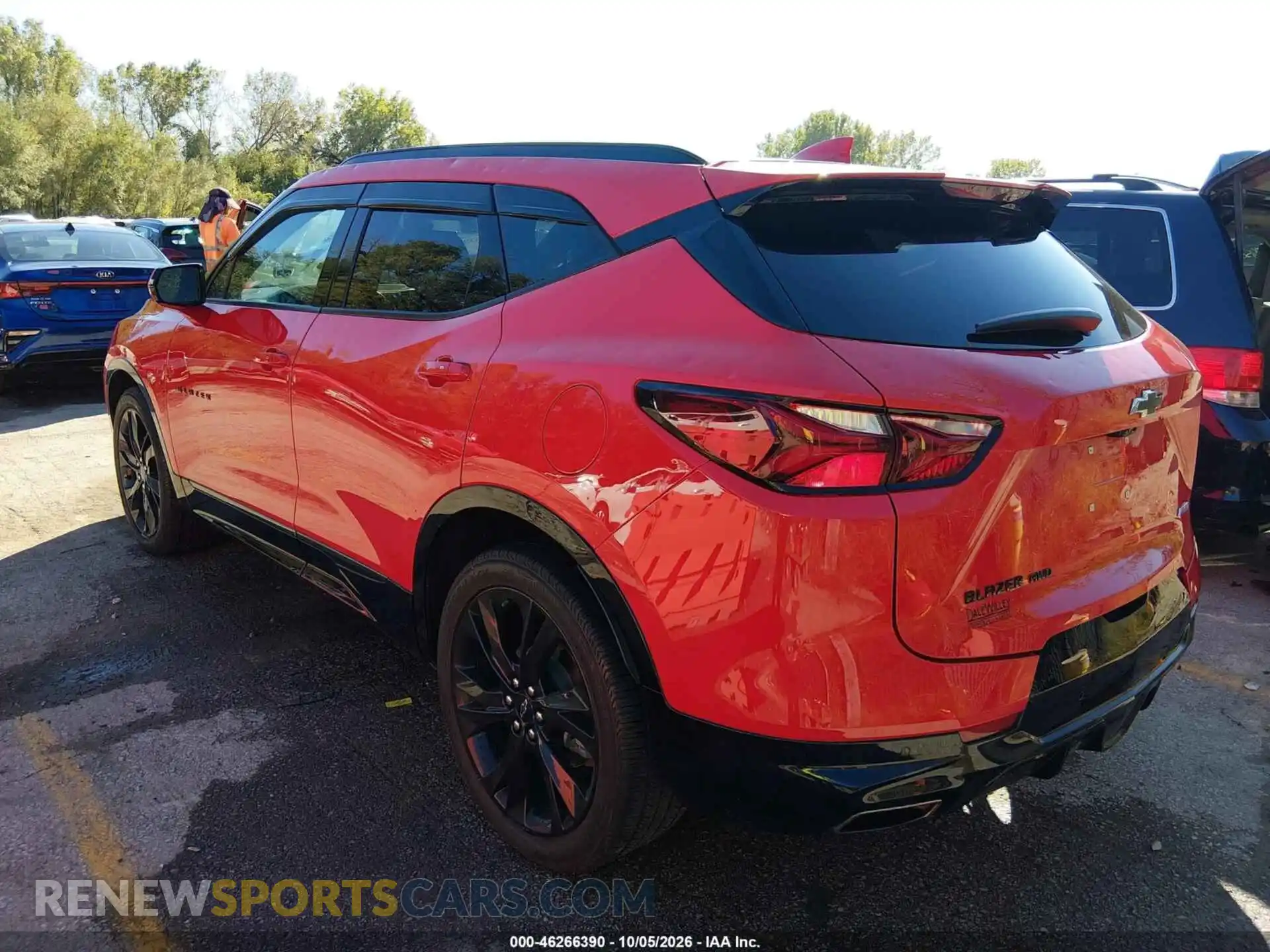 3 Photograph of a damaged car 3GNKBKRS7MS538509 CHEVROLET BLAZER 2021