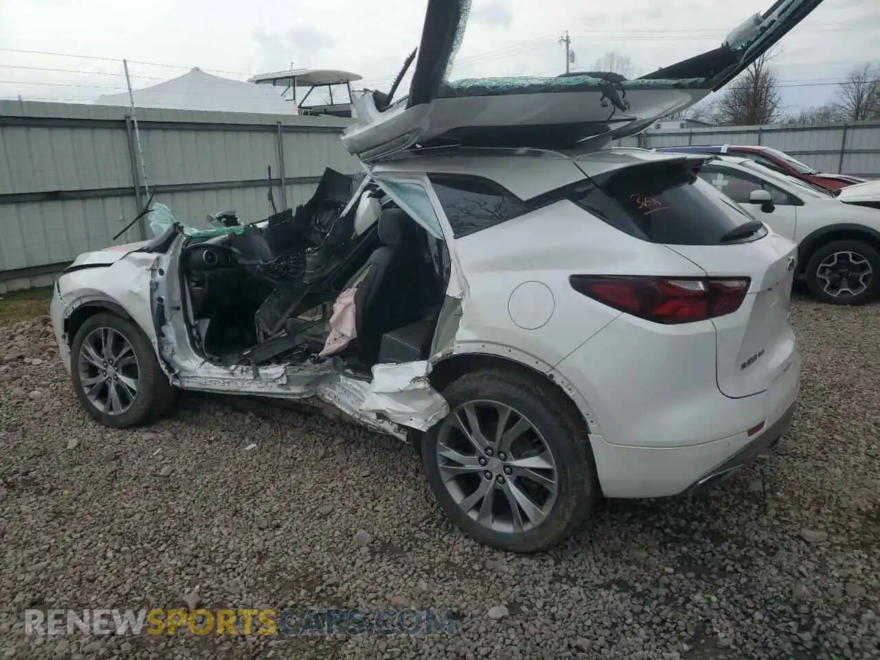 2 Photograph of a damaged car 3GNKBLRS2MS555868 CHEVROLET BLAZER 2021