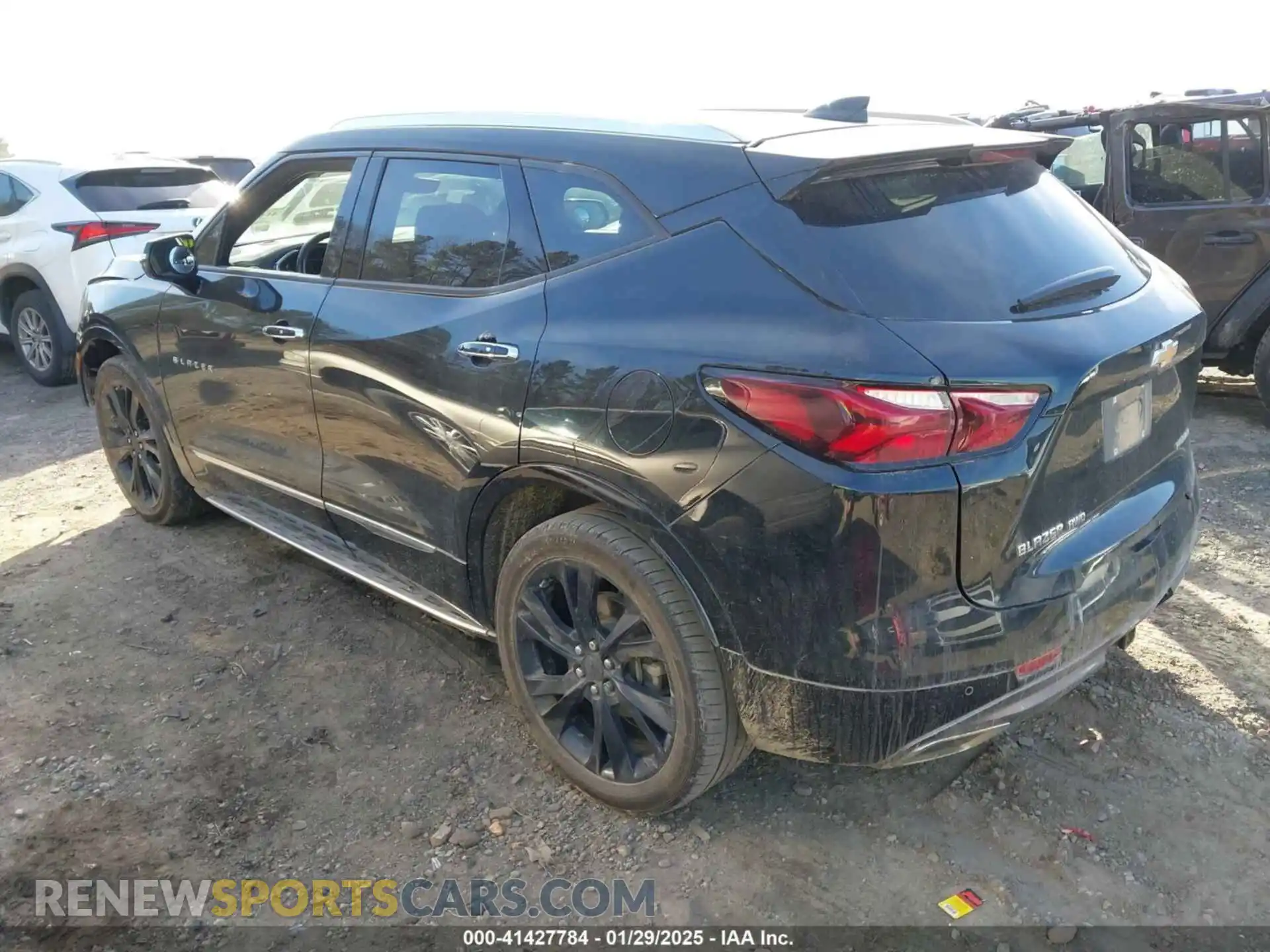 3 Photograph of a damaged car 3GNKBLRSXMS519054 CHEVROLET BLAZER 2021