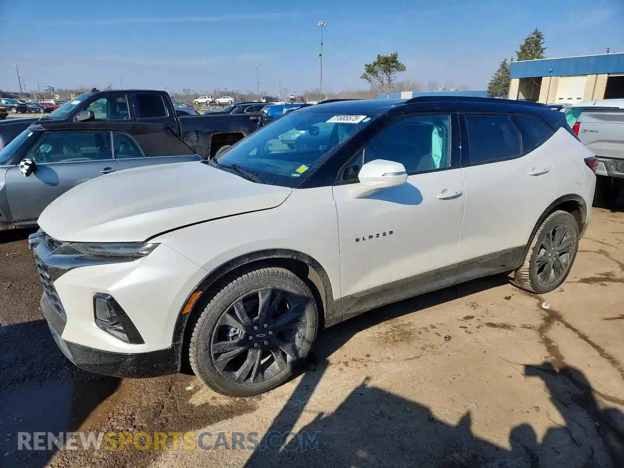1 Photograph of a damaged car 3GNKBERS1NS209047 CHEVROLET BLAZER 2022